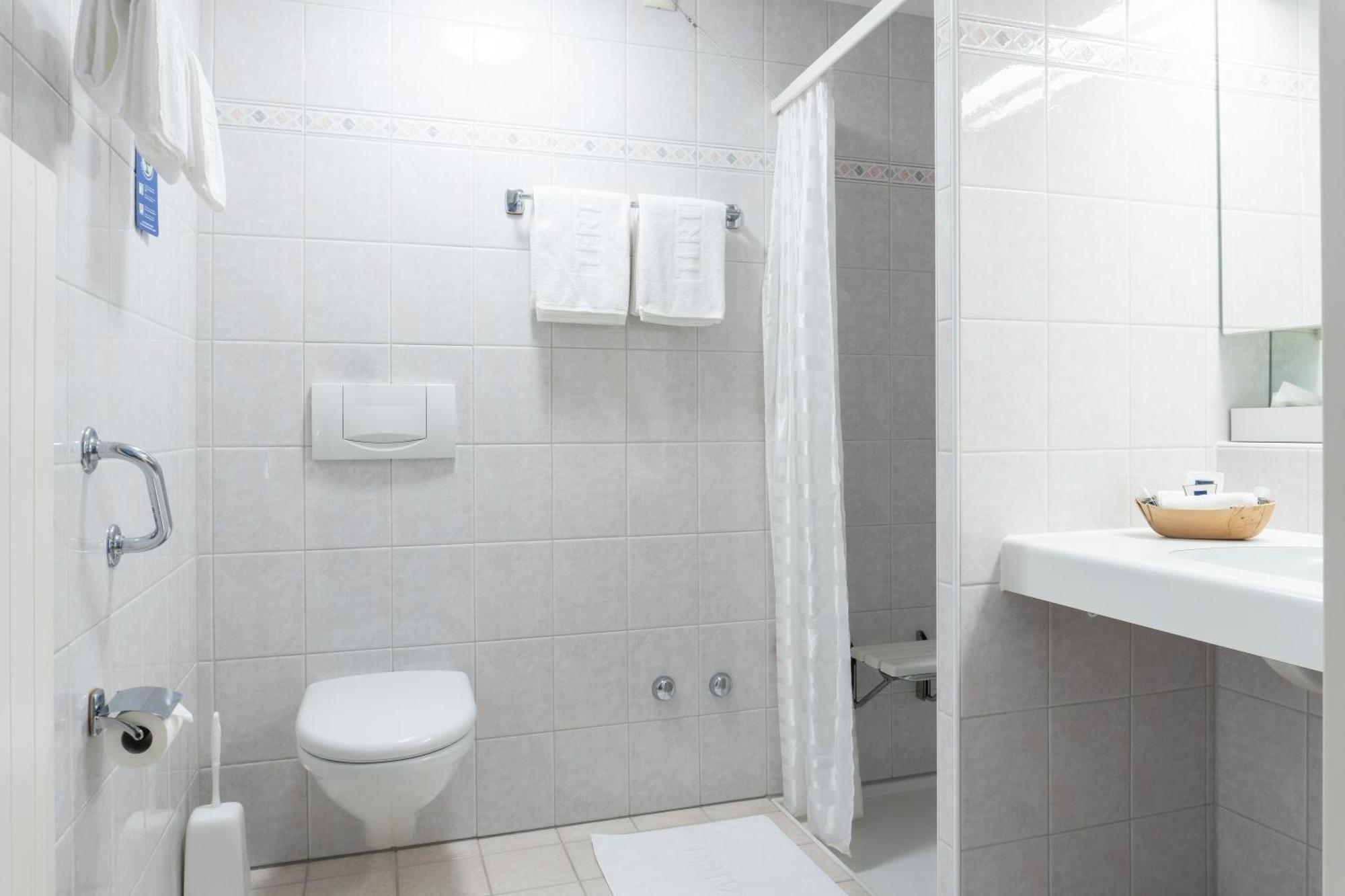 Tertianum Residenza Al Parco Appartements & Restaurant Muralto Экстерьер фото